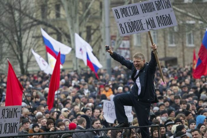 Rusia dice que no se solucionará la crisis si no se escucha a los prorrusos