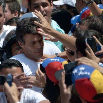 Venezuela: Leopoldo López irá a juicio y seguirá detenido