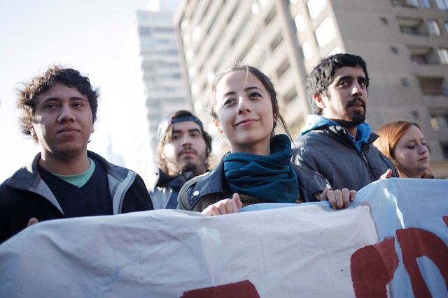 Fotos: Así fue la marcha estudiantil que pidió más participación de actores en la reforma
