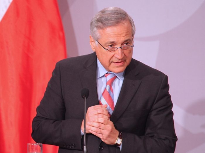 [Tweet] El desalentador augurio del Canciller Muñoz, que cree que Brasil y «algo más» le ganarán a Chile