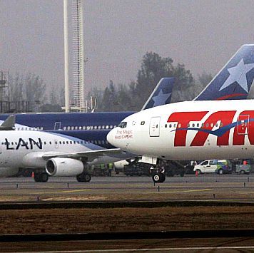 Comienza huelga de técnicos aeronáuticos de LAN y TAM Airlines en Perú