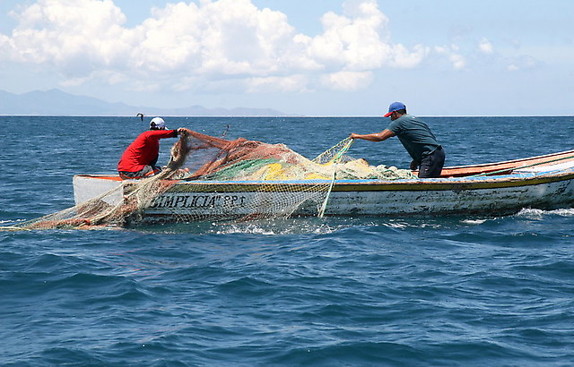 Pescadores de La Araucanía exigen cronograma de trabajo para revisión de Ley Longueira