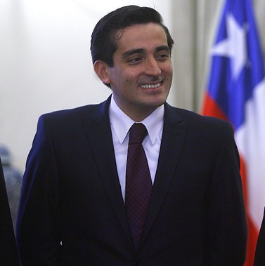 Peñailillo: el único ministro que cuenta con visto bueno de la Contraloría tras su nombramiento