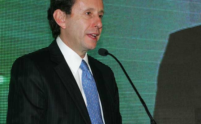 José de Gregorio y la Reforma Tributaria: «No se ve que haya nada especial» en el actual sistema sobre la capacidad de ahorro y financiamiento