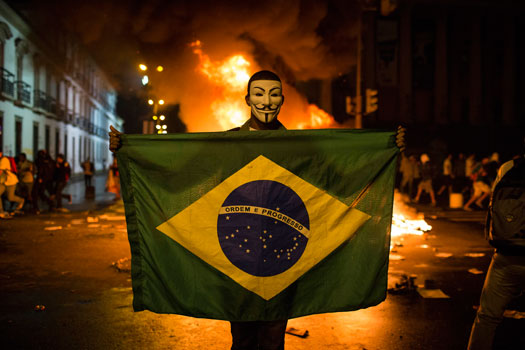 Rousseff: «Las manifestaciones contra el Mundial son el costo de la democracia»