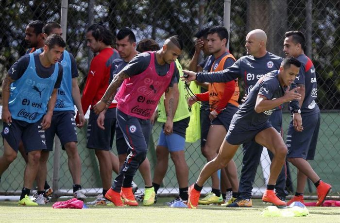 Sorpresa en la «teleserie» Arturo Vidal a dos días del debut de Chile