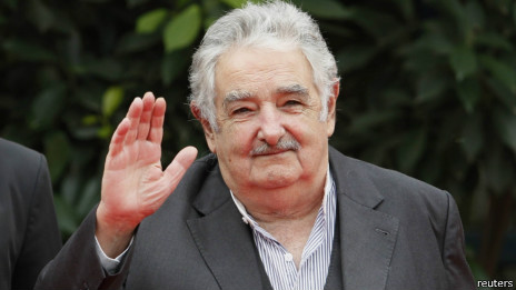 Qué gana y qué pierde Mujica con su insulto a la FIFA