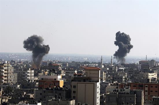 Crisis en Gaza: Abbas pide a Israel «abstenerse de arrastrar a la región hacia mayor destrucción»