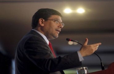 Alberto Arenas sale a defender el acuerdo sobre Reforma Tributaria y dice que el corazón se mantuvo intacto