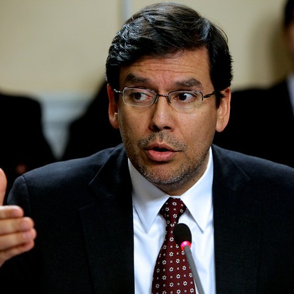 Arenas dice que alza del desempleo está «absolutamente acorde a lo que está ocurriendo hoy día en la economía»