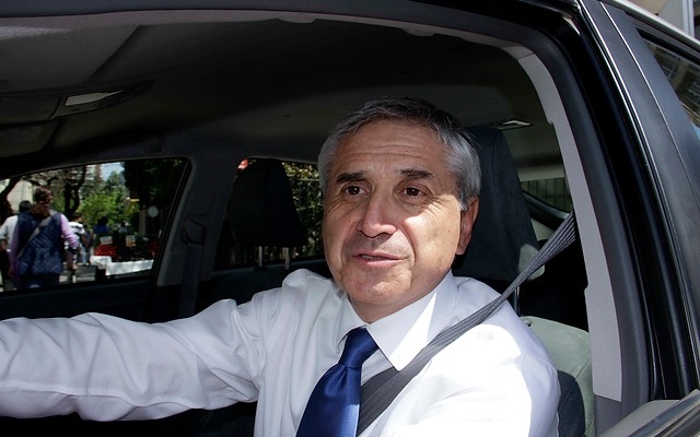 Tironi: «Sería extraordinariamente negativo y un retroceso para el gobierno que saliera Eyzaguirre»