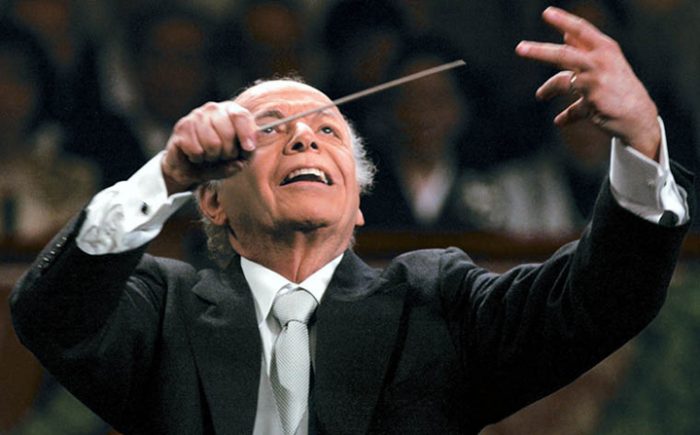 Fallece Lorin Maazel, legendario director de orquesta estadounidense