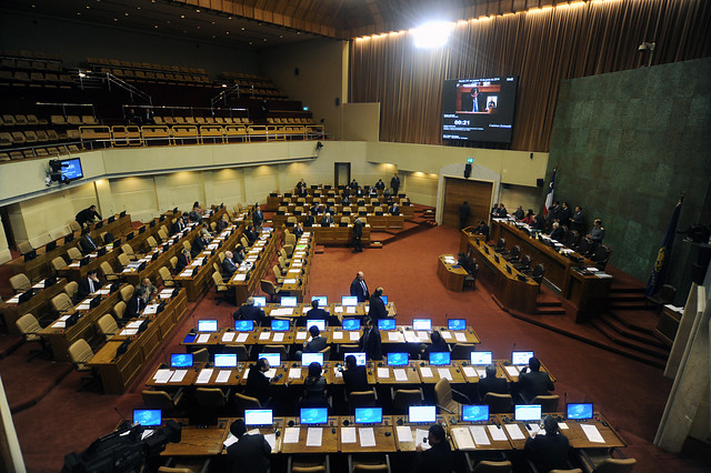 Cámara aprueba interpelación contra ministro Peñailillo por manejo de conflicto en La Araucanía