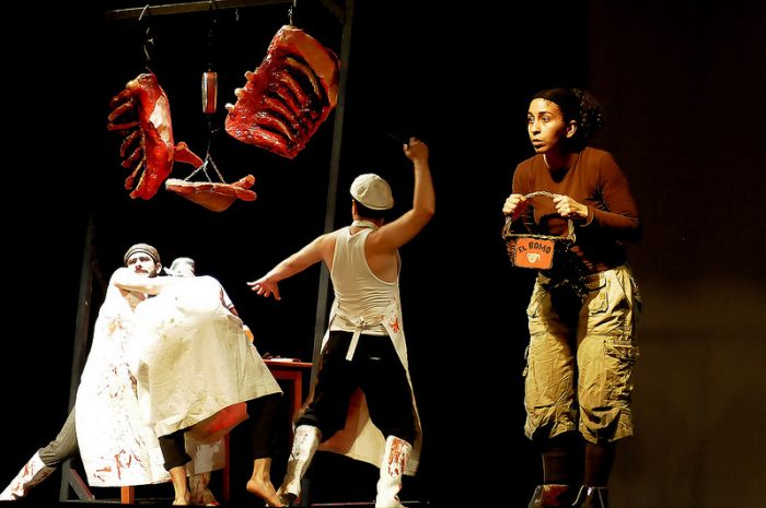 Colombianos deslumbran con versión de novela de Cervantes en festival teatral de Puerto Montt