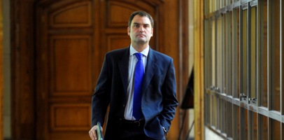 UDI busca hacer revisión histórica y terminar con el «clivaje Sí-No como argumento»