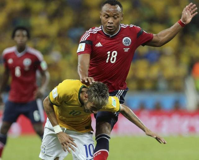 La FIFA no castigará a Zúñiga por lesionar a Neymar