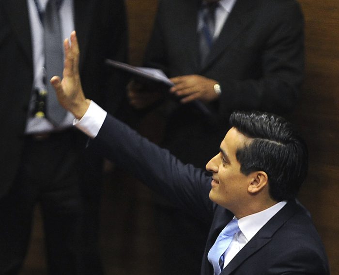 Cómo Peñailillo preparó la interpelación y apostó a construirse un perfil de «estadista»