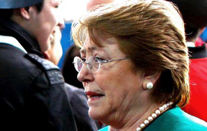 Bachelet intenta dar tranquilidad en medio de negativa señal de Imacec en días clave para la Reforma Tributaria