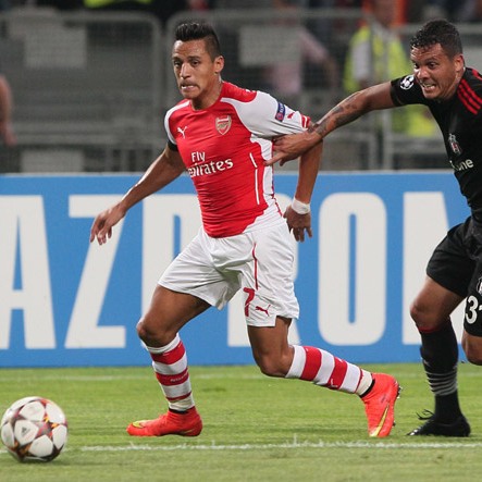 Alexis Sánchez fue titular y no brilló en empate del Arsenal en visita al Besiktas