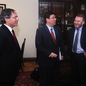 El arduo trabajo de Hacienda con los diputados y senadores de la Nueva Mayoría