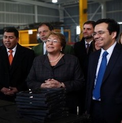 Crecimiento en picada hace sonar alarmas en La Moneda y mercado ya pide medidas contracíclicas