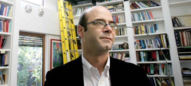 Fernando Atria advierte que el debate sobre educación no avanza porque está sujeto a «distorsiones e incomunicaciones»