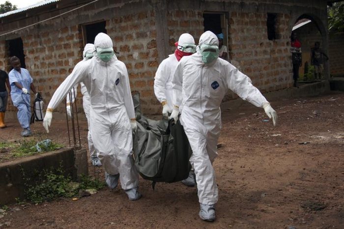 Ministerio de Salud toma medidas para evitar la llegada del ébola a Chile