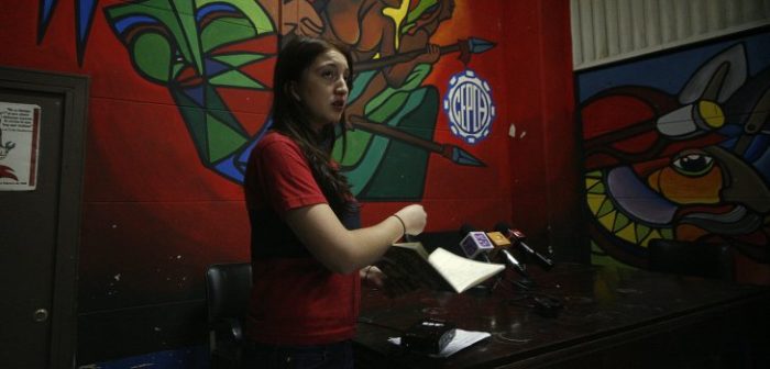 ACES y trabajadores entregan decálogo a Eyzaguirre