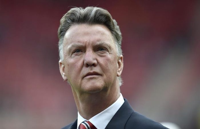 Louis Van Gaal acusa que «no hay magia» que pueda sacar de la crisis al Manchester United
