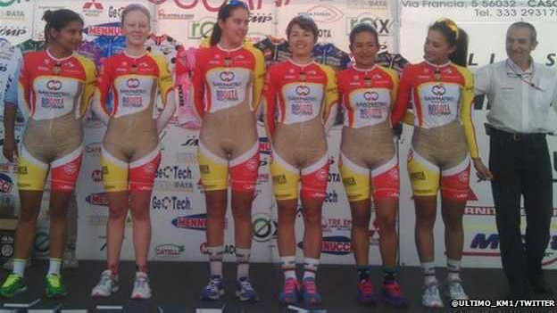 Ciclistas colombianas explican su uniforme al «desnudo»