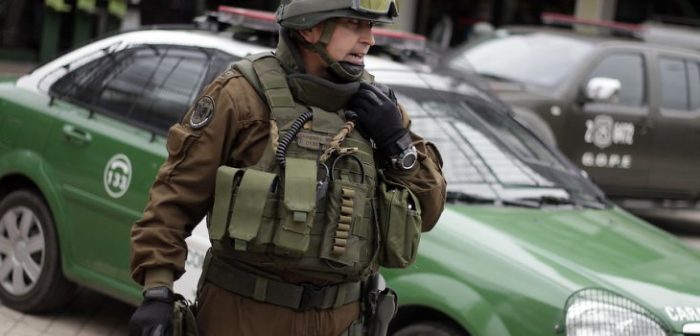 Carabinero resulta herido luego que desconocidos apedrearan su radiopatrulla