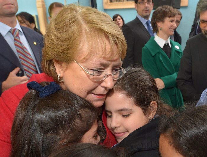 La campaña del Minsal para vacunar a niñas de cuarto básico contra el papiloma humano
