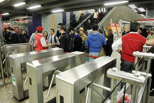 Ya hay fecha para nuevas «evasiones masivas» en el Metro