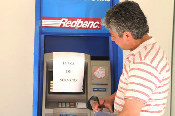 Sernac les raya la cancha a bancos y recuerda que cajeros automáticos deben contar con dinero en Fiestas Patrias