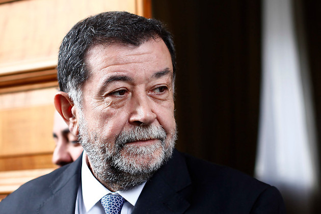 Aleuy tras entregar cargo a subsecretario del Interior de Piñera, Rodrigo Ubilla: «Le dí mi más sentido pésame» 