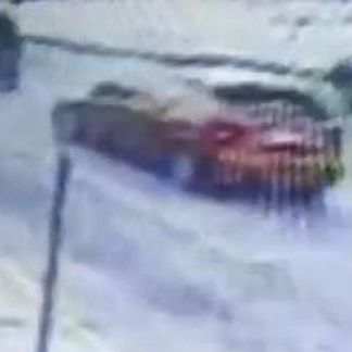Sorpresa en Twitter por encargo de vehículo de supuestos autores del bombazo