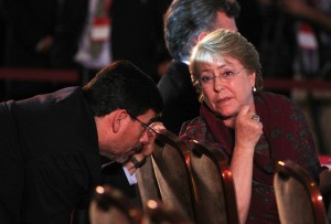 Bachelet le pone piso político a Arenas y dice que el ministro cuenta «con absolutamente toda mi confianza»