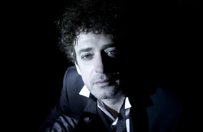 Un millón de años luz: Cerati emprende su viaje a la inmortalidad y nace la leyenda