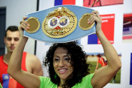 Boxeo: ‘Crespita’ Rodríguez irá por la unificación de los cinturones FIB, CMB y AMB