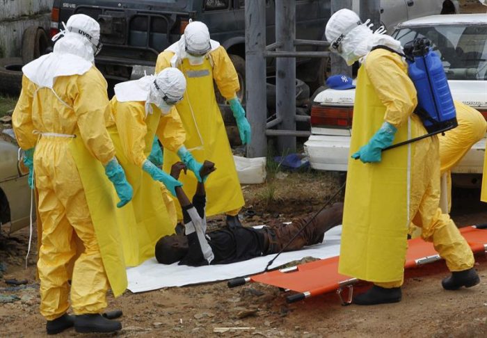 La OMS dice que infectados con ébola superan los 4 mil y que se esperan «miles de nuevos casos» en pocas semanas