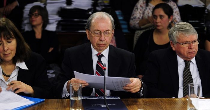 Cámara rechaza acusar constitucionalmente al ministro Héctor Carreño por el caso Sename