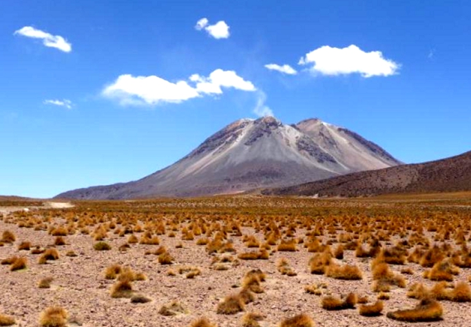 El vergonzoso robo de las estaciones de monitoreo del volcán Irruputuncu en Tarapacá