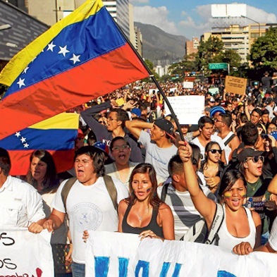 Venezuela llevó a cabo una devaluación de 61% sin decírselo a nadie
