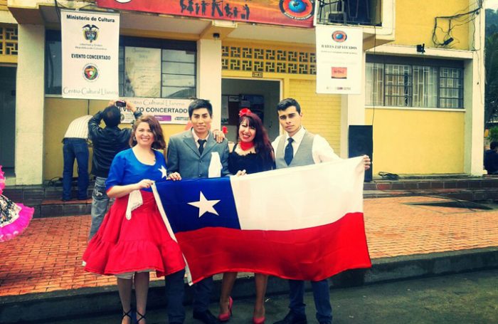 Elenco folclórico Jamuy Mapu representó a Chile en Festival de bailes zapateados en Colombia