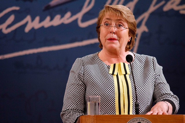 El tirón de orejas de Bachelet por la reforma: «Es la clase política la que debe estar a la altura del desafío»