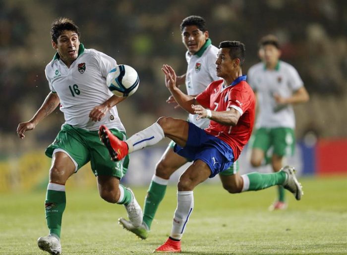 Chile empató 2-2 con Bolivia con penal regalado en Coquimbo