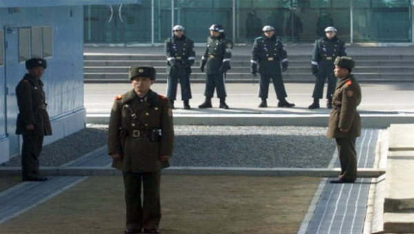 Las dos Coreas chocan en la primera reunión de altos militares en siete años