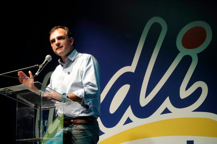 Navia en picada contra victimización UDI en Pentagate: «Es el partido más poderoso del Congreso, el mejor conectado con el empresariado, y por años lideró ataques contra la clase política»