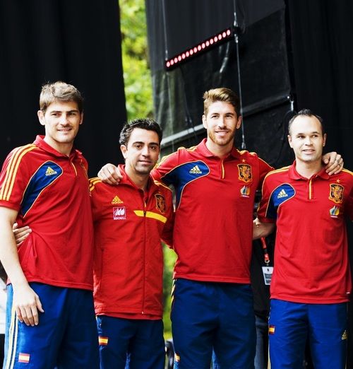 El fisco español investiga a Casillas, Ramos, Iniesta y Xavi