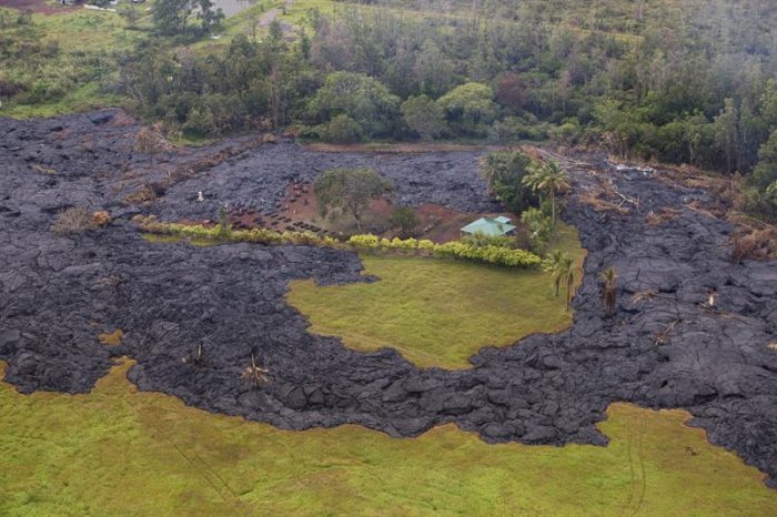 La lava del volcán Kilauea amenaza con arrasar una población rural de Hawai